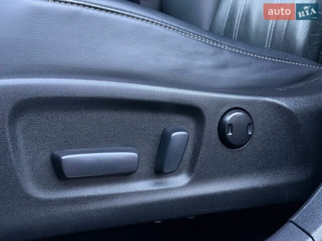Лексус РХ, об'ємом двигуна 3.46 л та пробігом 169 тис. км за 24900 $, фото 14 на Automoto.ua