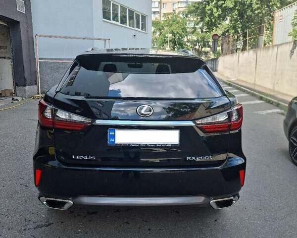 Лексус РХ, объемом двигателя 2 л и пробегом 59 тыс. км за 42000 $, фото 2 на Automoto.ua