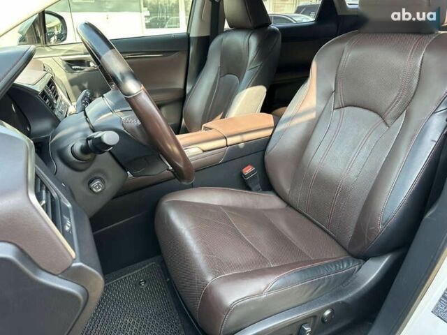 Лексус РХ, объемом двигателя 2 л и пробегом 69 тыс. км за 33500 $, фото 20 на Automoto.ua