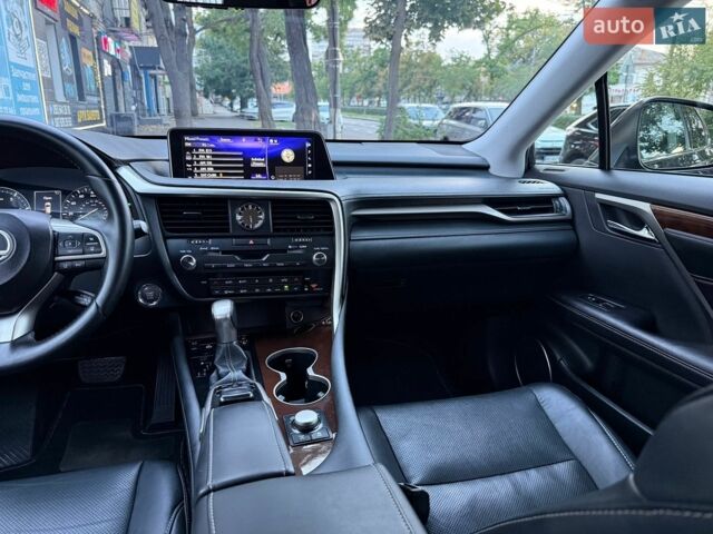 Лексус РХ, об'ємом двигуна 3.46 л та пробігом 169 тис. км за 24900 $, фото 30 на Automoto.ua