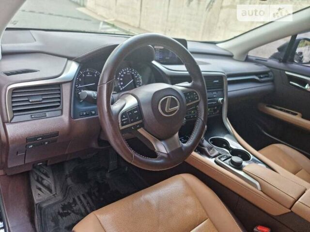Лексус РХ, объемом двигателя 2 л и пробегом 59 тыс. км за 42000 $, фото 6 на Automoto.ua