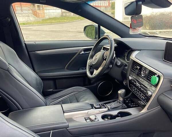 Лексус РХ, объемом двигателя 3.5 л и пробегом 150 тыс. км за 35800 $, фото 9 на Automoto.ua