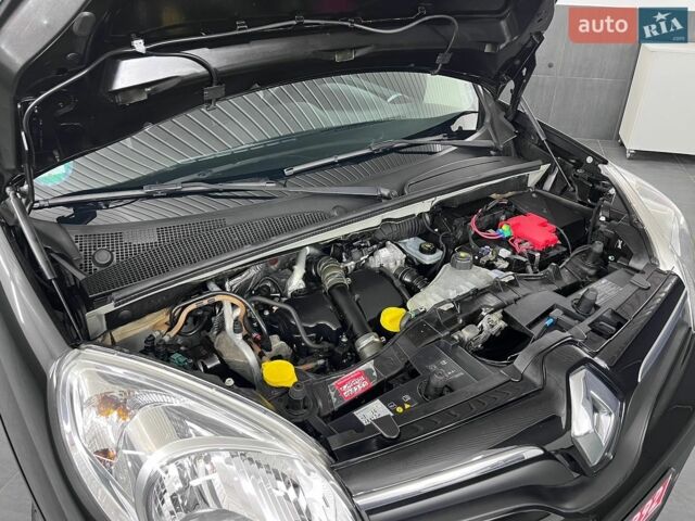 Лексус РХ, объемом двигателя 2 л и пробегом 149 тыс. км за 25900 $, фото 14 на Automoto.ua