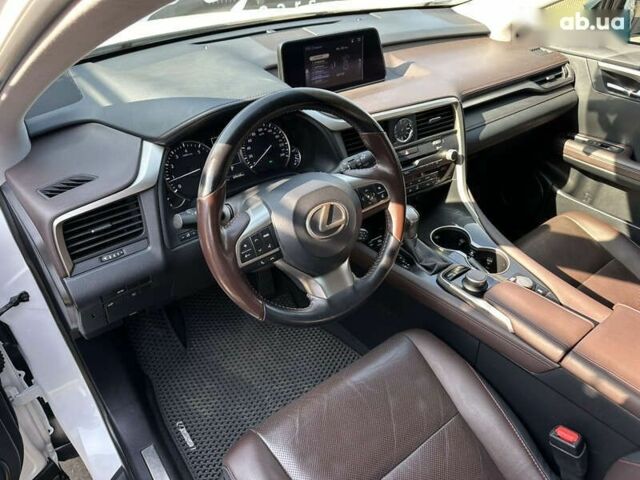 Лексус РХ, объемом двигателя 2 л и пробегом 69 тыс. км за 33500 $, фото 17 на Automoto.ua