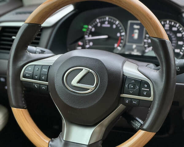 Лексус РХ, объемом двигателя 3.5 л и пробегом 89 тыс. км за 28900 $, фото 8 на Automoto.ua