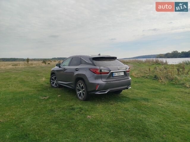 Лексус РХ, объемом двигателя 3.46 л и пробегом 180 тыс. км за 37000 $, фото 3 на Automoto.ua