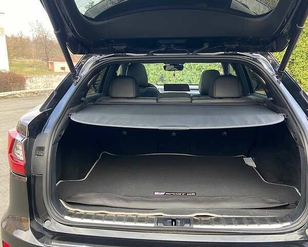 Лексус РХ, объемом двигателя 3.5 л и пробегом 150 тыс. км за 35800 $, фото 10 на Automoto.ua