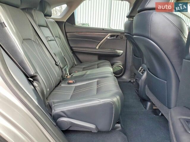 Лексус РХ, об'ємом двигуна 3.46 л та пробігом 101 тис. км за 13000 $, фото 9 на Automoto.ua