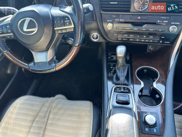 Лексус РХ, об'ємом двигуна 3.46 л та пробігом 219 тис. км за 32500 $, фото 14 на Automoto.ua