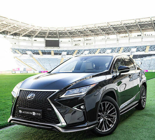 Лексус РХ, объемом двигателя 2 л и пробегом 135 тыс. км за 34500 $, фото 6 на Automoto.ua