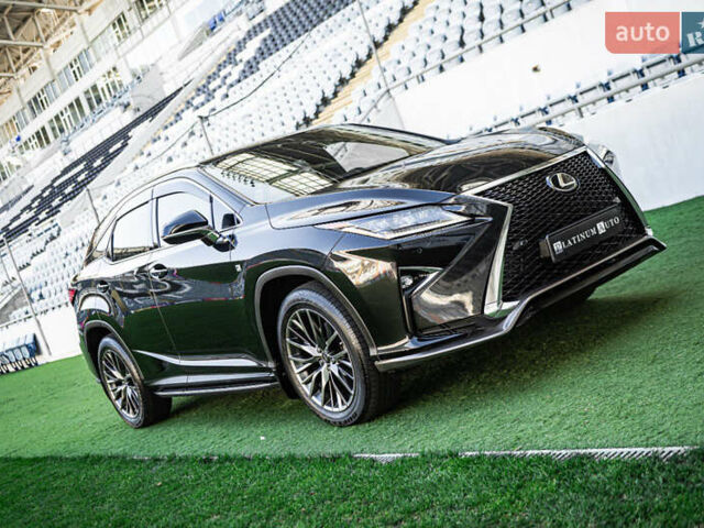 Лексус РХ, объемом двигателя 2 л и пробегом 135 тыс. км за 34500 $, фото 5 на Automoto.ua