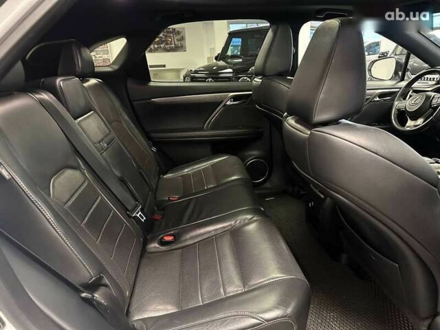 Лексус РХ, об'ємом двигуна 0 л та пробігом 128 тис. км за 33900 $, фото 16 на Automoto.ua