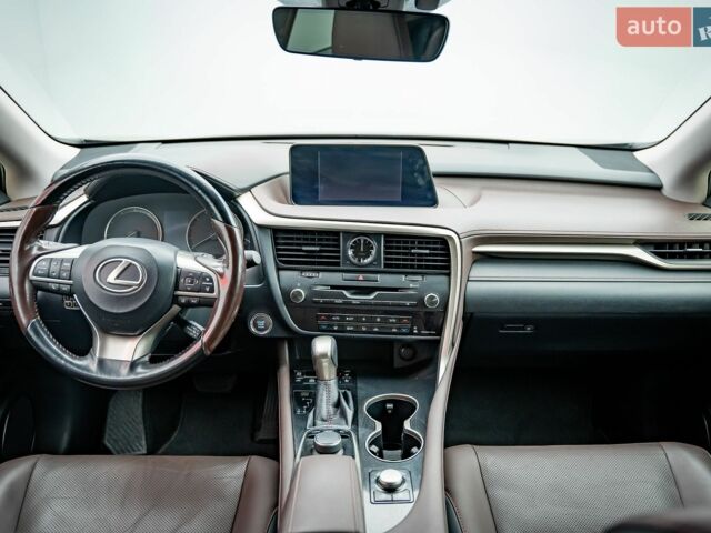Лексус РХ, объемом двигателя 2 л и пробегом 151 тыс. км за 27895 $, фото 10 на Automoto.ua