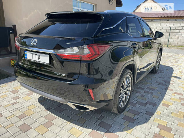 Лексус РХ, объемом двигателя 2 л и пробегом 81 тыс. км за 30300 $, фото 18 на Automoto.ua