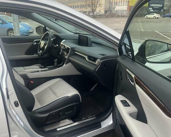 Лексус РХ, объемом двигателя 3.46 л и пробегом 85 тыс. км за 33500 $, фото 12 на Automoto.ua