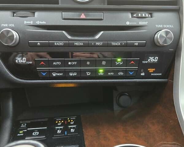 Лексус РХ, объемом двигателя 3.46 л и пробегом 90 тыс. км за 31500 $, фото 3 на Automoto.ua
