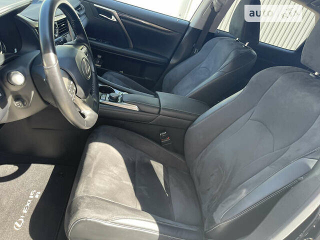 Лексус РХ, объемом двигателя 2 л и пробегом 81 тыс. км за 30300 $, фото 15 на Automoto.ua