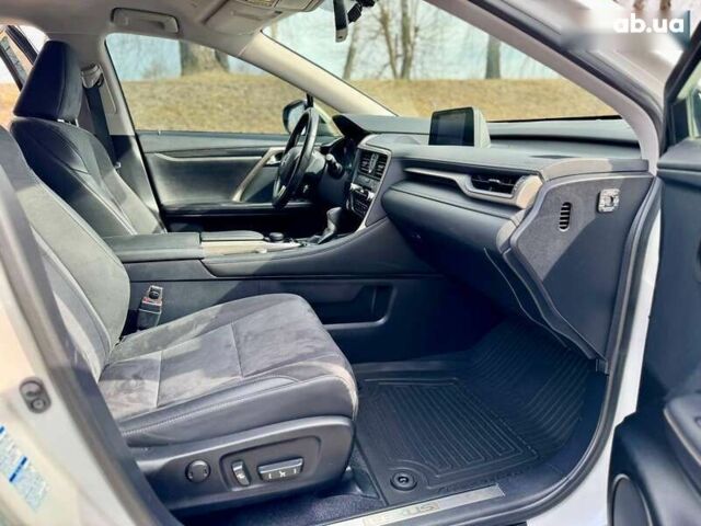 Лексус РХ, объемом двигателя 2 л и пробегом 105 тыс. км за 31800 $, фото 26 на Automoto.ua