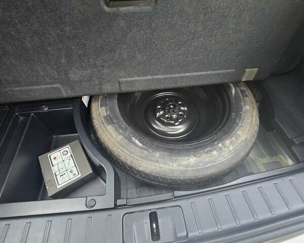 Лексус РХ, объемом двигателя 3.46 л и пробегом 90 тыс. км за 31500 $, фото 17 на Automoto.ua