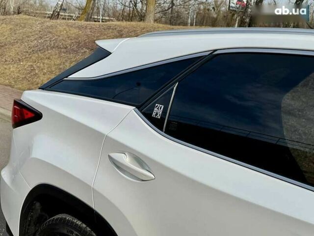 Лексус РХ, объемом двигателя 2 л и пробегом 105 тыс. км за 31800 $, фото 28 на Automoto.ua