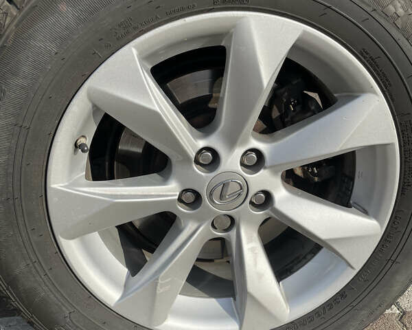 Лексус РХ, об'ємом двигуна 3.46 л та пробігом 112 тис. км за 32500 $, фото 11 на Automoto.ua