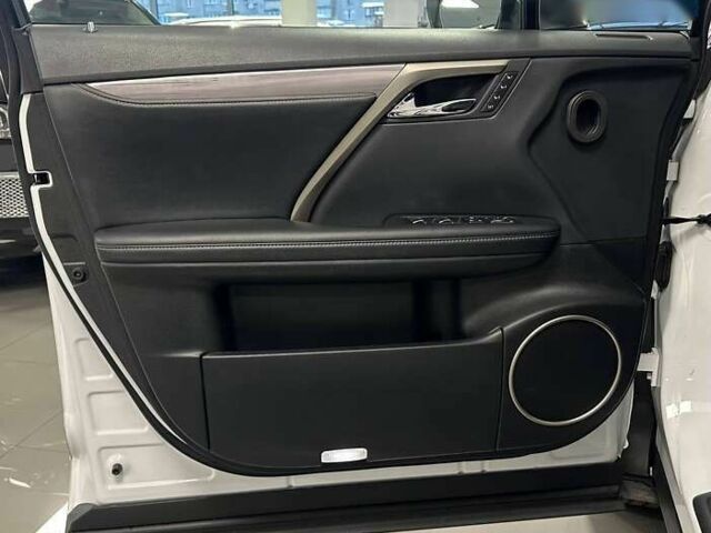 Лексус РХ, об'ємом двигуна 0 л та пробігом 128 тис. км за 33900 $, фото 7 на Automoto.ua