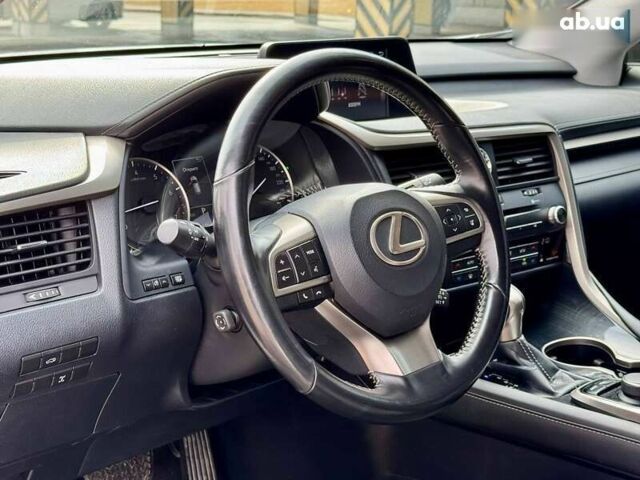 Лексус РХ, объемом двигателя 2 л и пробегом 105 тыс. км за 31800 $, фото 19 на Automoto.ua