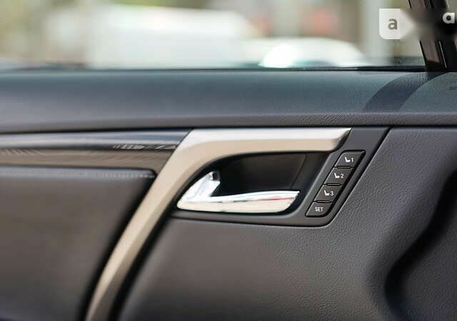 Лексус РХ, объемом двигателя 2 л и пробегом 88 тыс. км за 33586 $, фото 13 на Automoto.ua
