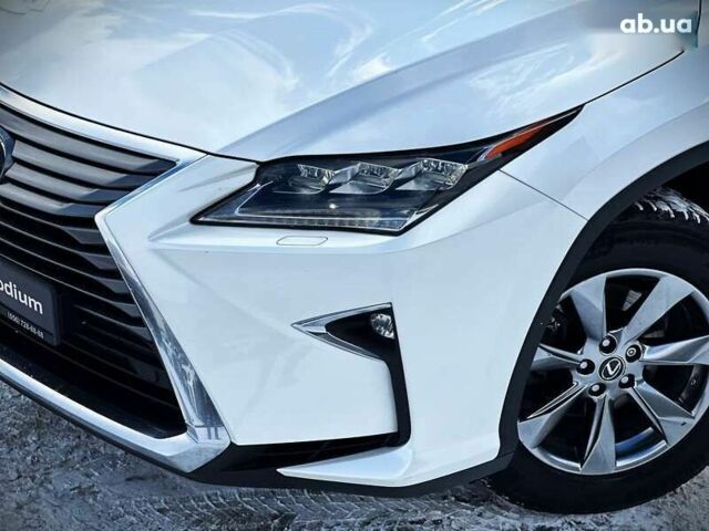Лексус РХ, объемом двигателя 2 л и пробегом 112 тыс. км за 33500 $, фото 10 на Automoto.ua