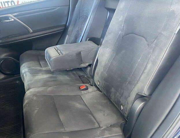 Лексус РХ, объемом двигателя 2 л и пробегом 152 тыс. км за 36450 $, фото 26 на Automoto.ua