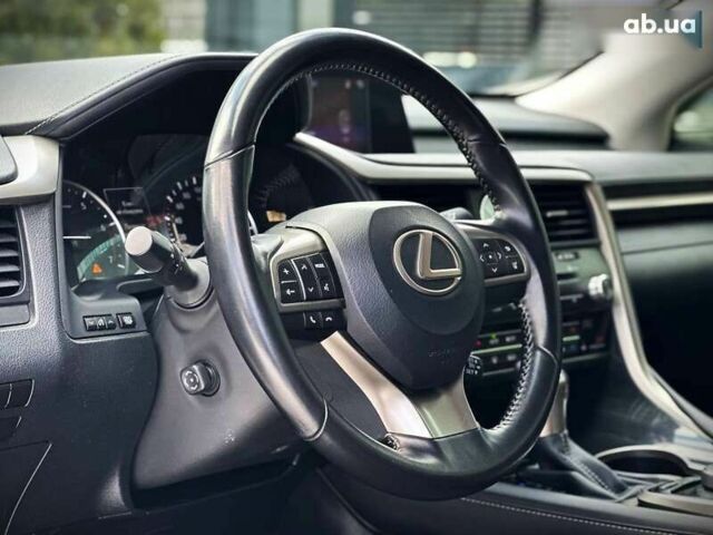 Лексус РХ, объемом двигателя 2 л и пробегом 112 тыс. км за 33500 $, фото 29 на Automoto.ua