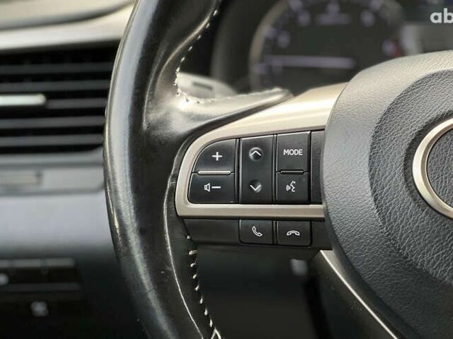 Лексус РХ, объемом двигателя 2 л и пробегом 159 тыс. км за 34700 $, фото 9 на Automoto.ua