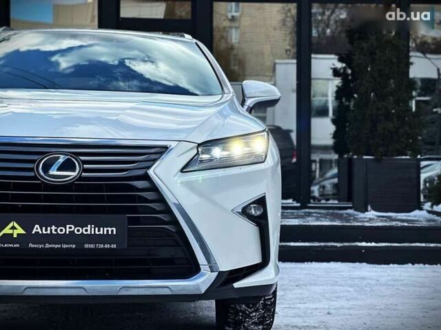 Лексус РХ, объемом двигателя 2 л и пробегом 112 тыс. км за 33500 $, фото 7 на Automoto.ua