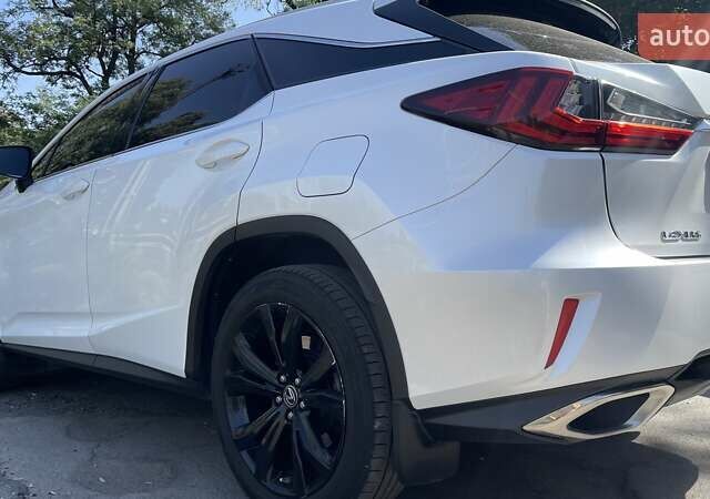 Лексус РХ, объемом двигателя 2 л и пробегом 96 тыс. км за 36000 $, фото 9 на Automoto.ua