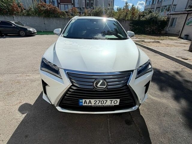 Лексус РХ, об'ємом двигуна 2 л та пробігом 200 тис. км за 30000 $, фото 5 на Automoto.ua