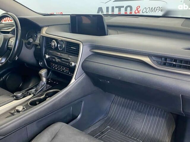 Лексус РХ, объемом двигателя 2 л и пробегом 152 тыс. км за 36450 $, фото 16 на Automoto.ua