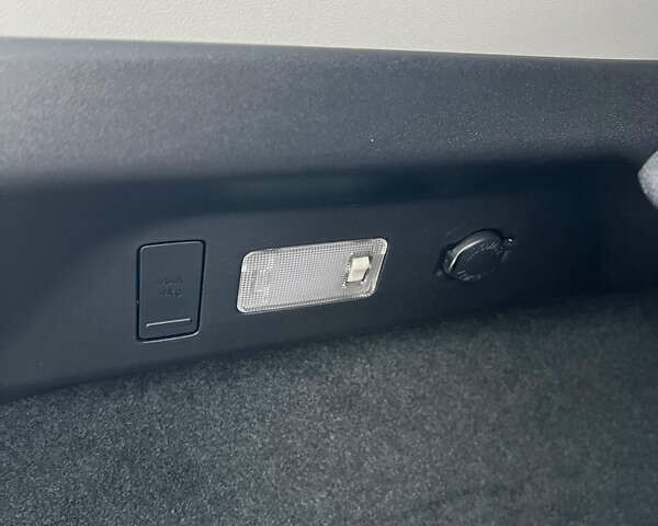 Лексус РХ, объемом двигателя 2 л и пробегом 105 тыс. км за 31000 $, фото 10 на Automoto.ua