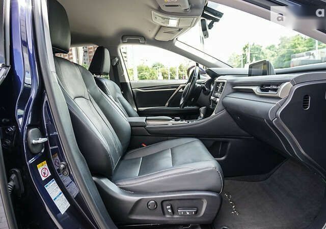 Лексус РХ, объемом двигателя 2 л и пробегом 88 тыс. км за 33586 $, фото 5 на Automoto.ua