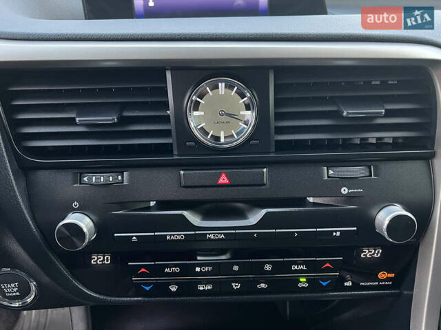 Лексус РХ, объемом двигателя 2 л и пробегом 105 тыс. км за 31000 $, фото 16 на Automoto.ua