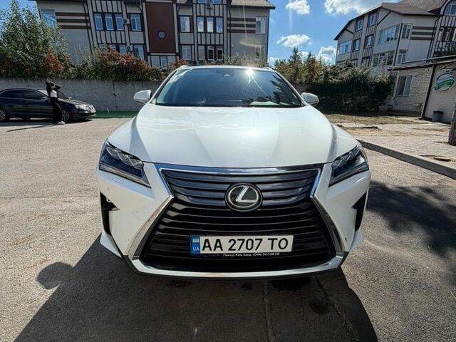 Лексус РХ, об'ємом двигуна 2 л та пробігом 200 тис. км за 30000 $, фото 6 на Automoto.ua