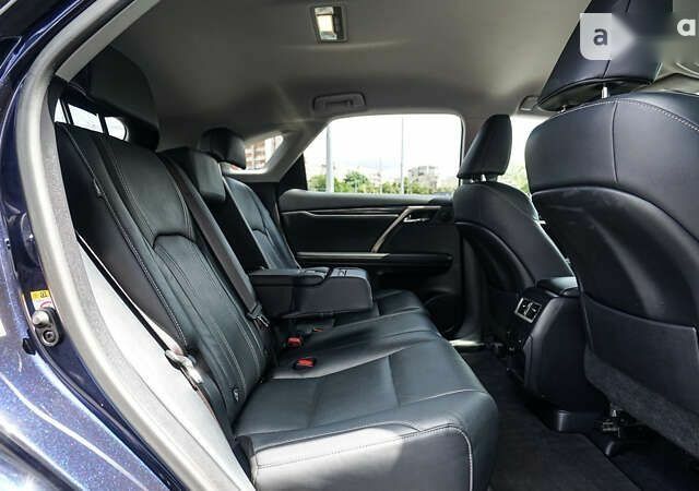 Лексус РХ, объемом двигателя 2 л и пробегом 88 тыс. км за 33586 $, фото 6 на Automoto.ua