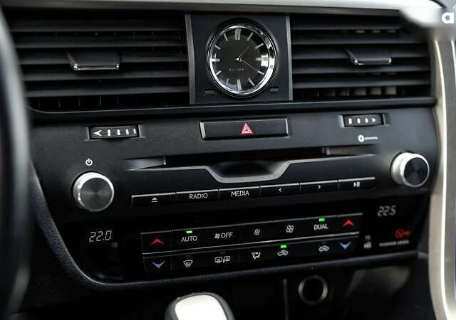 Лексус РХ, объемом двигателя 2 л и пробегом 182 тыс. км за 30149 $, фото 28 на Automoto.ua