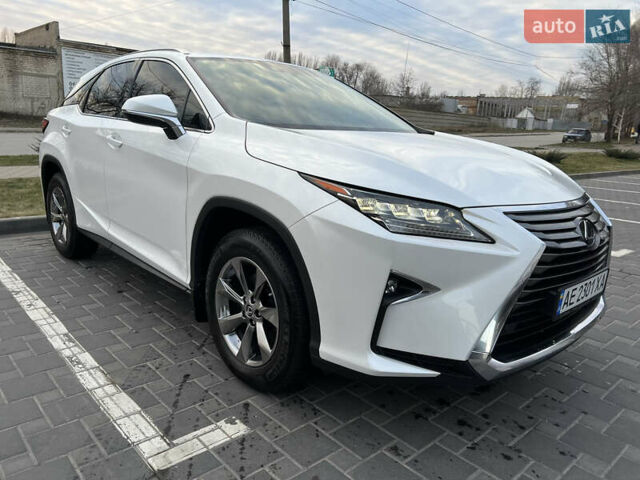 Лексус РХ, объемом двигателя 2 л и пробегом 105 тыс. км за 31000 $, фото 4 на Automoto.ua