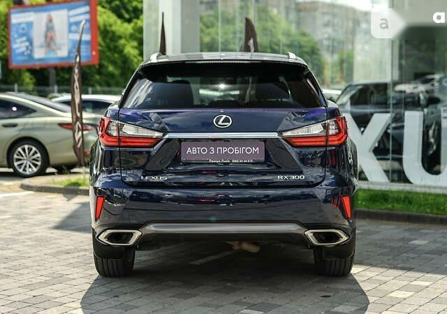 Лексус РХ, объемом двигателя 2 л и пробегом 88 тыс. км за 33586 $, фото 3 на Automoto.ua
