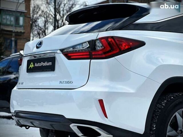 Лексус РХ, объемом двигателя 2 л и пробегом 112 тыс. км за 33500 $, фото 16 на Automoto.ua