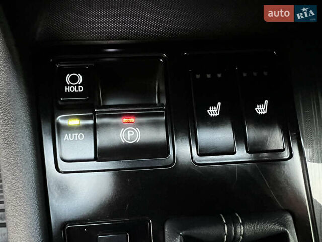 Лексус РХ, объемом двигателя 2 л и пробегом 105 тыс. км за 31000 $, фото 14 на Automoto.ua