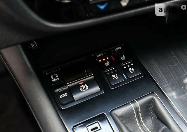 Лексус РХ, объемом двигателя 2 л и пробегом 88 тыс. км за 33586 $, фото 25 на Automoto.ua
