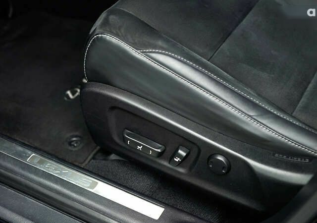 Лексус РХ, объемом двигателя 2 л и пробегом 182 тыс. км за 30149 $, фото 16 на Automoto.ua