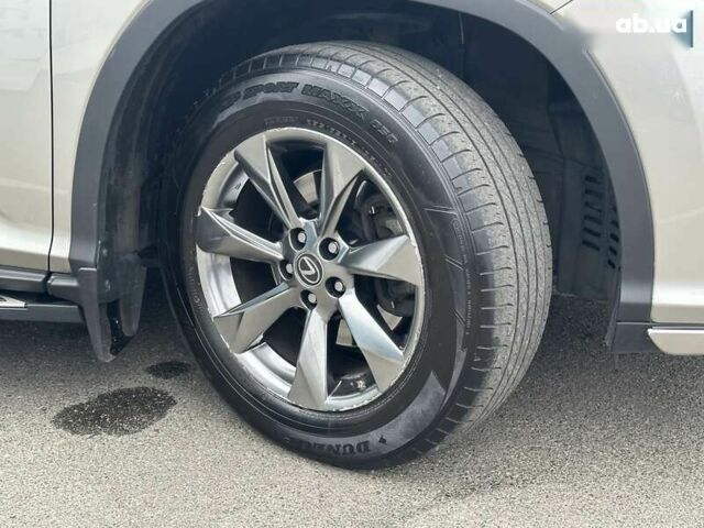 Лексус РХ, объемом двигателя 2 л и пробегом 110 тыс. км за 36990 $, фото 9 на Automoto.ua