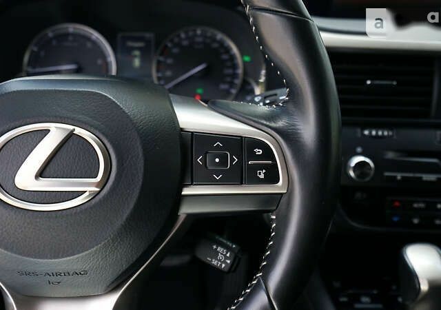 Лексус РХ, объемом двигателя 2 л и пробегом 88 тыс. км за 33586 $, фото 19 на Automoto.ua